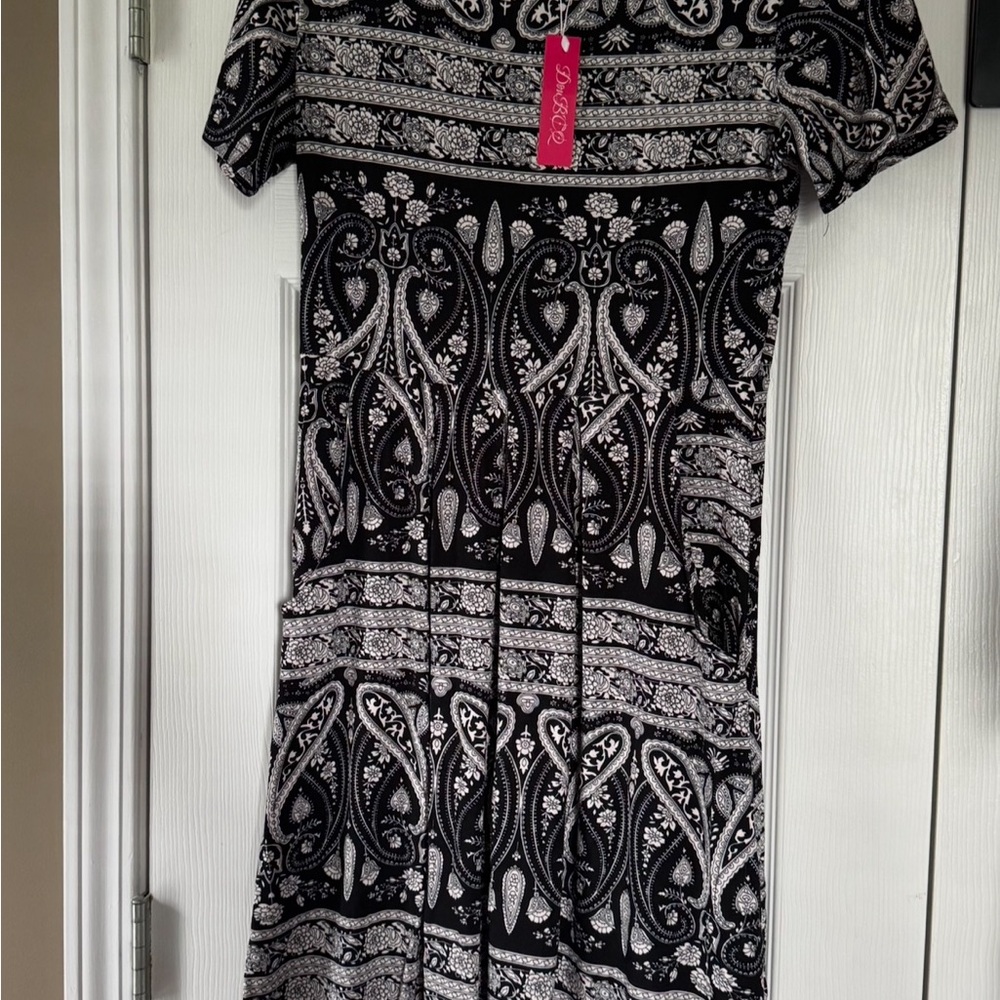 Black and White Designed Patterned Dress